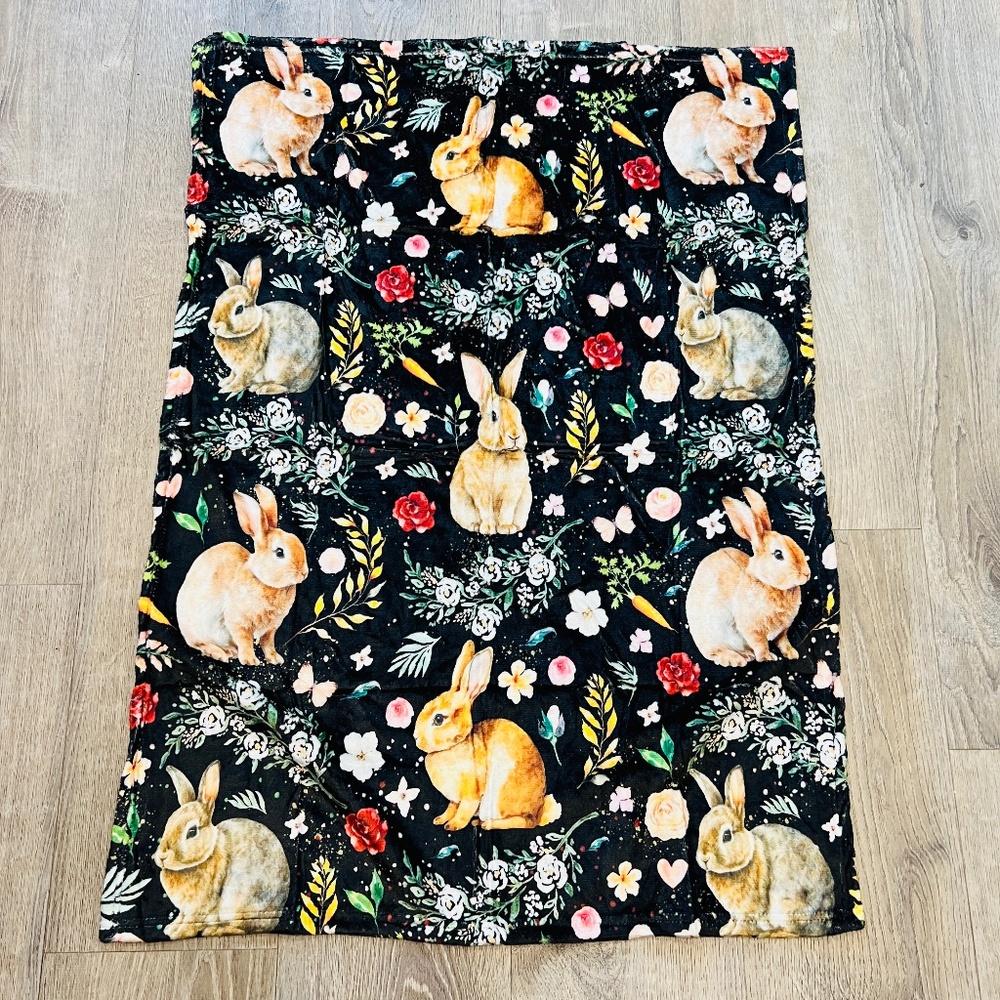 Farmhouse Throw Blanket, NEW, Rabbit decor, Soft plush fleece warm floral bunny